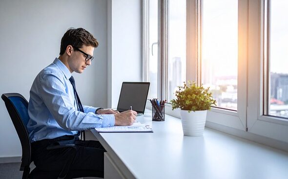 airbear77-accountant-9910103_640