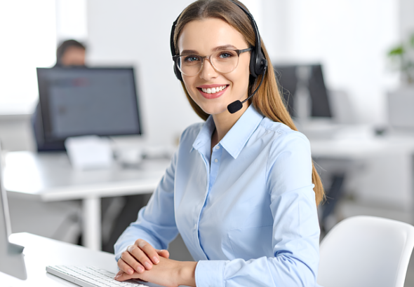 mv-fotos-woman-10168361_640